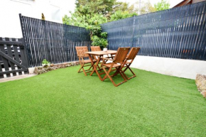 studio grand confort centre ville grande terrasse